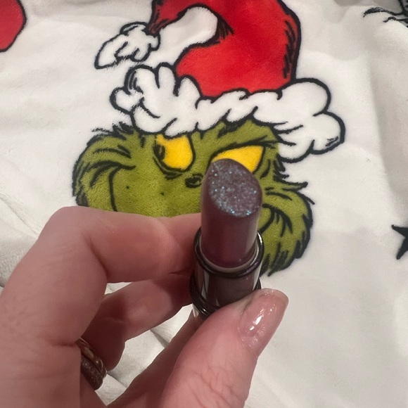 MAC Cosmetics High Top Lipstick from the Fafi Collection - Picture 3 of 7